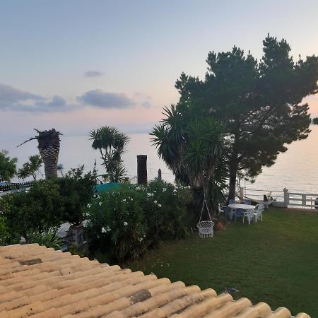 Villa By The Sea - Βίλα Πάνω Στη Θάλασσα Kavos Exterior photo